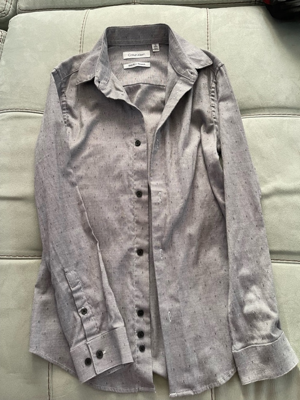 Calvin Klein Men’s Light Gray Speckled Button-Up Shirt
